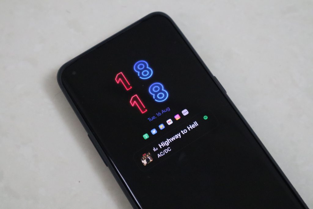 Oppo ColorOS 13 Spotify AOD (Always-on Display)