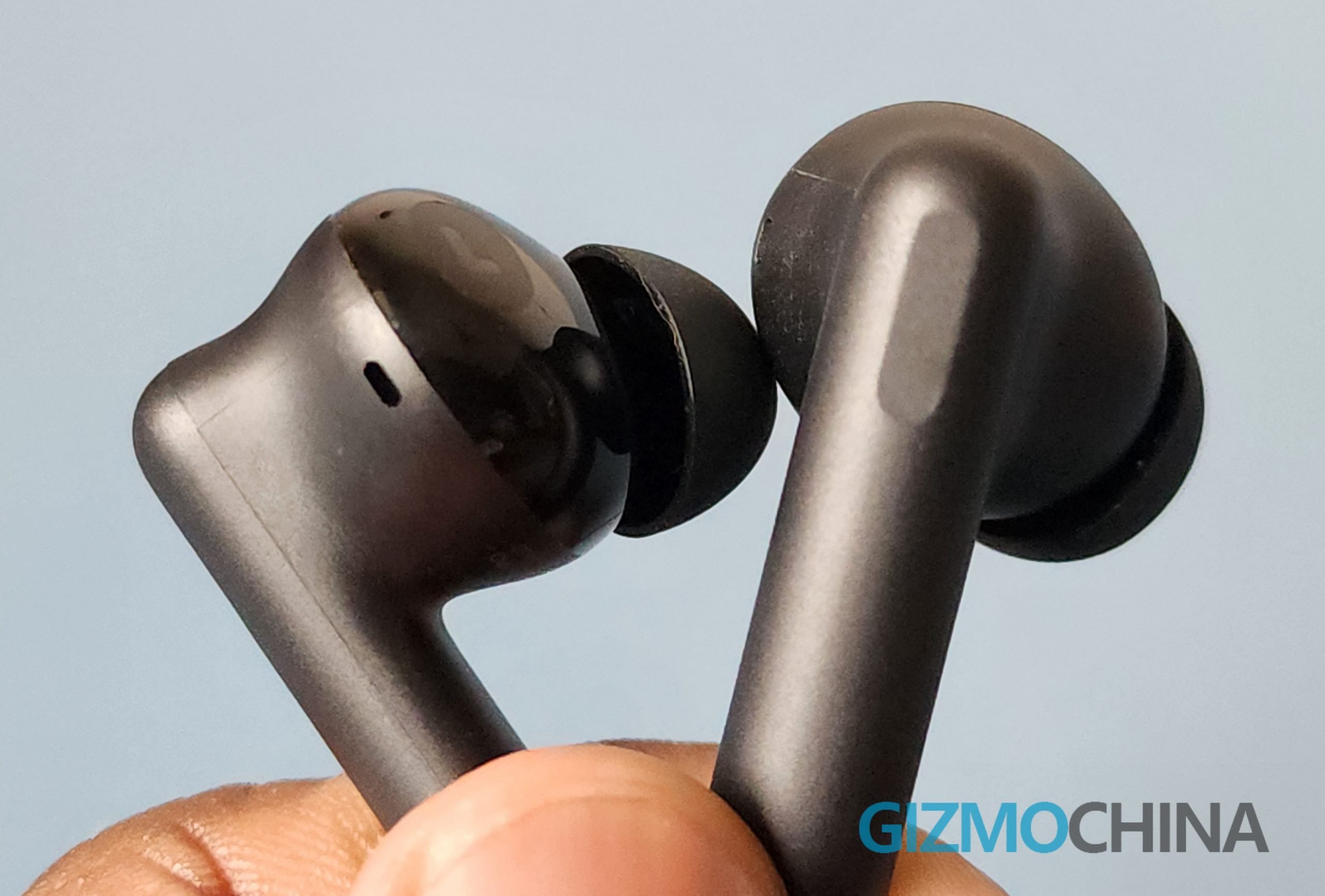 OPPO Enco Buds 2 review: One of the best earbuds with titanium drivers  priced under Rs 2,000 (~$25) - Gizmochina