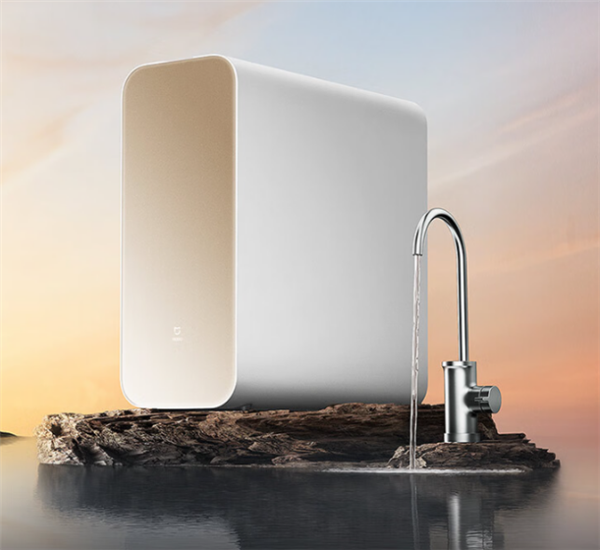 Xiaomi MIJIA Water Purifier 1600G with an OLED display-packing faucet ...