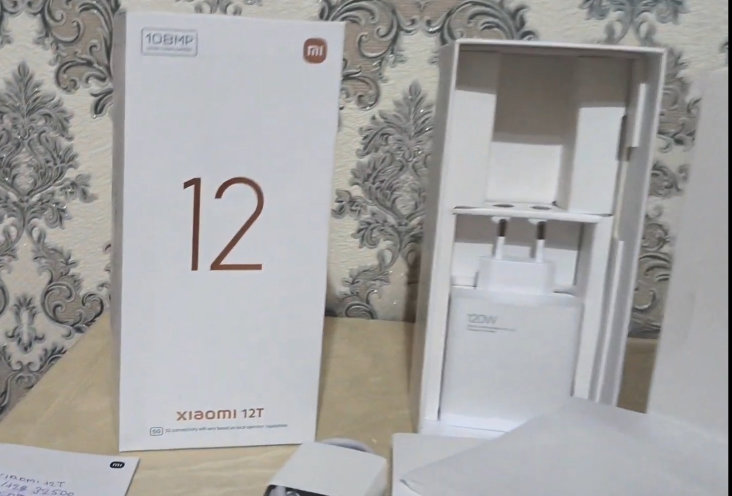 Xiaomi 12 8 256 ru. Xiaomi 12t коробка. Xiaomi 12 коробка. Xiaomi 12t 256 ГБ коробка. Xiaomi 12t упаковка.