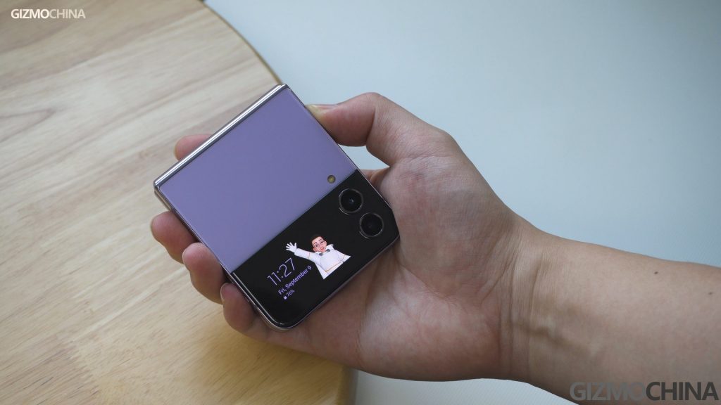 Samsung Galaxy Z Flip 4 vs Motorola Razr 2022 Gizmochina