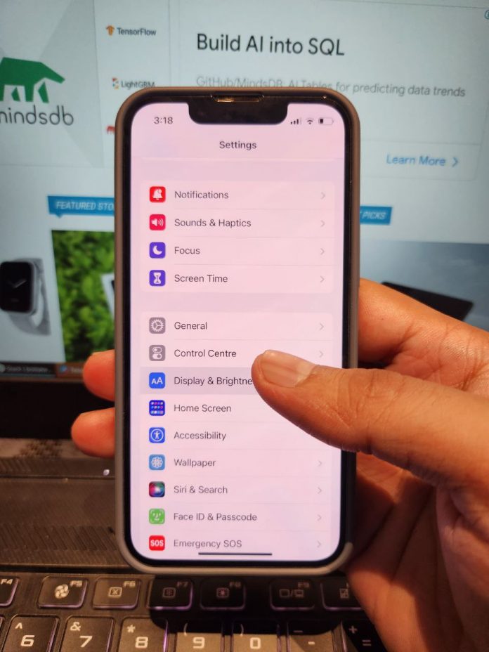 How to change iPhone Font and Font Size Gizmochina