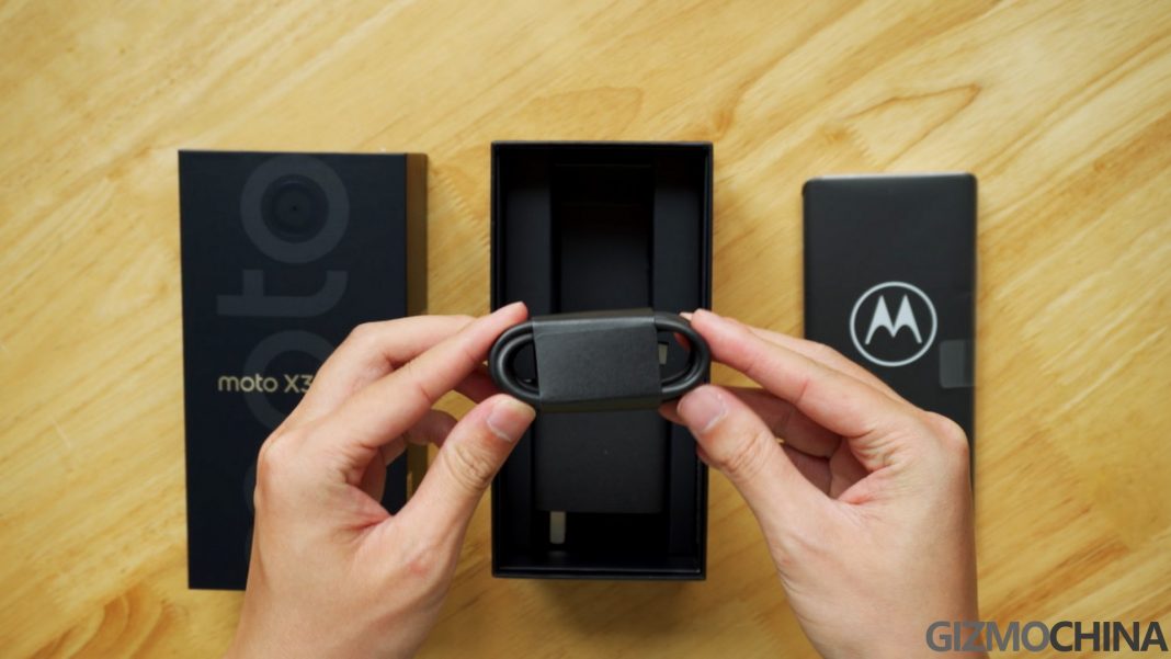 Motorola moto X30 Pro/Motorola Edge 30 Ultra Review: Refined Design