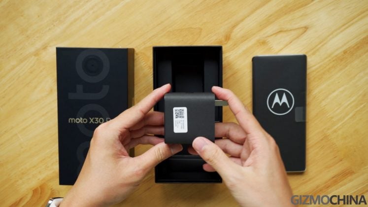 Motorola edge 30 ultra unboxing