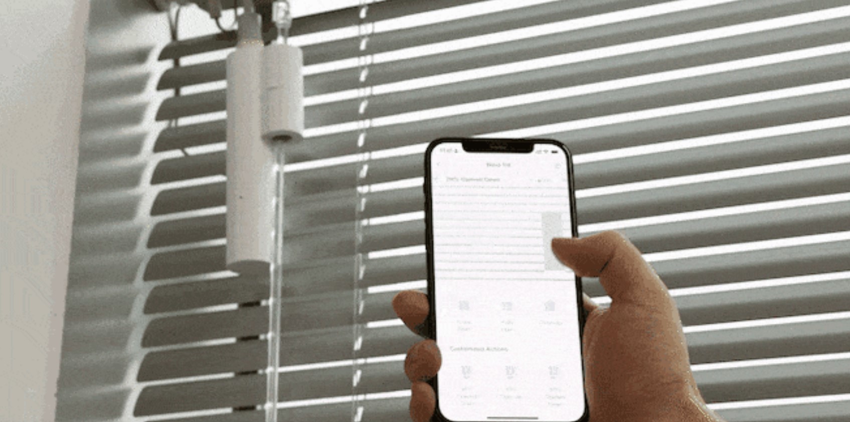 SwitchBot Blind Tilt: Retrofit Device to Convert Ordinary Blinds to ...