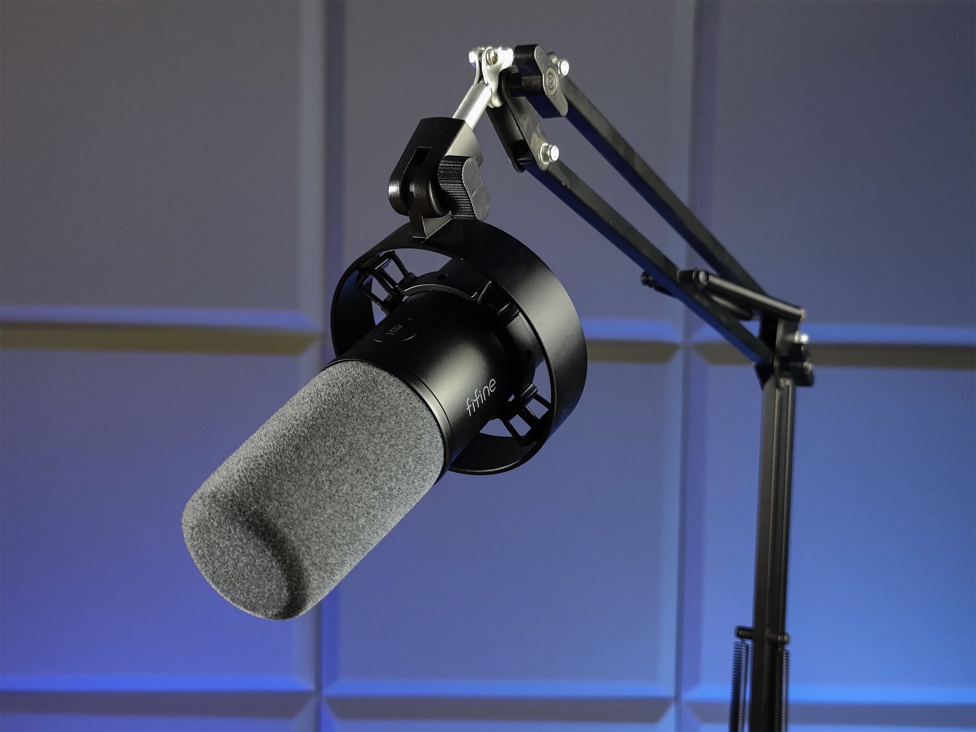 FIFINE AM8 XLR/USB Gaming Microphone Test Review 