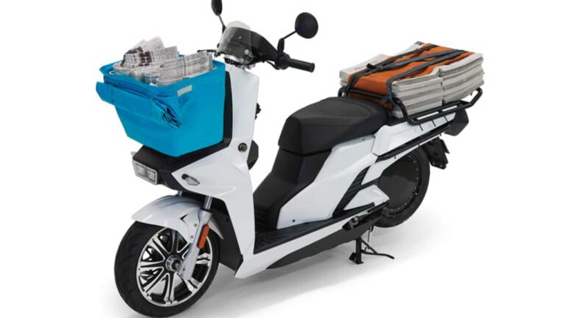 Aidea AAWiz Electric Cargo Scooter with a 123km Range 3.85kWh