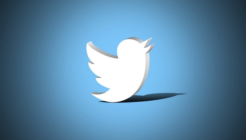 Apple, Twitter'da Yeniden Reklam Yapıyor twitter