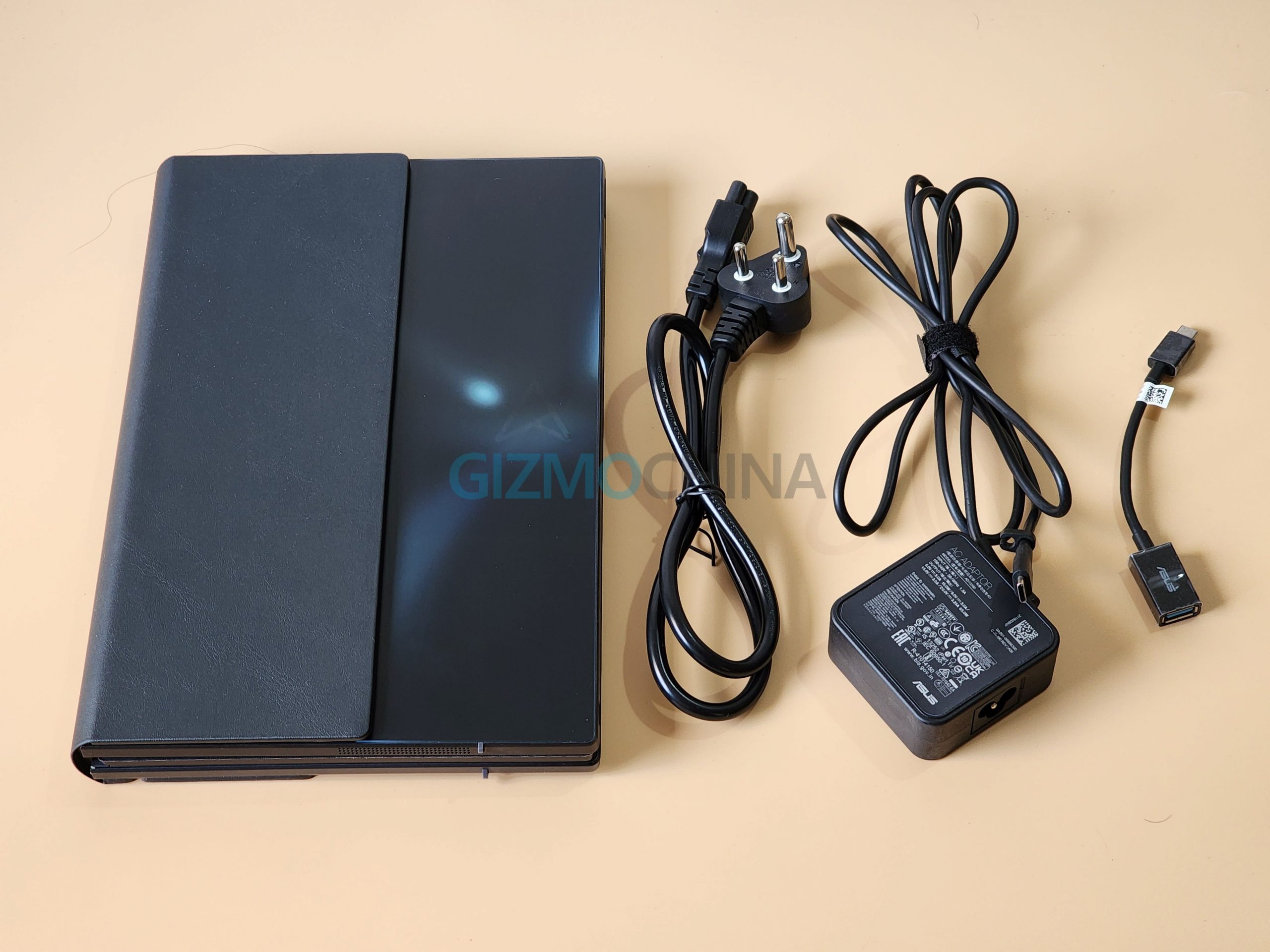 Asus Zenbook 17 Fold OLED (23)
