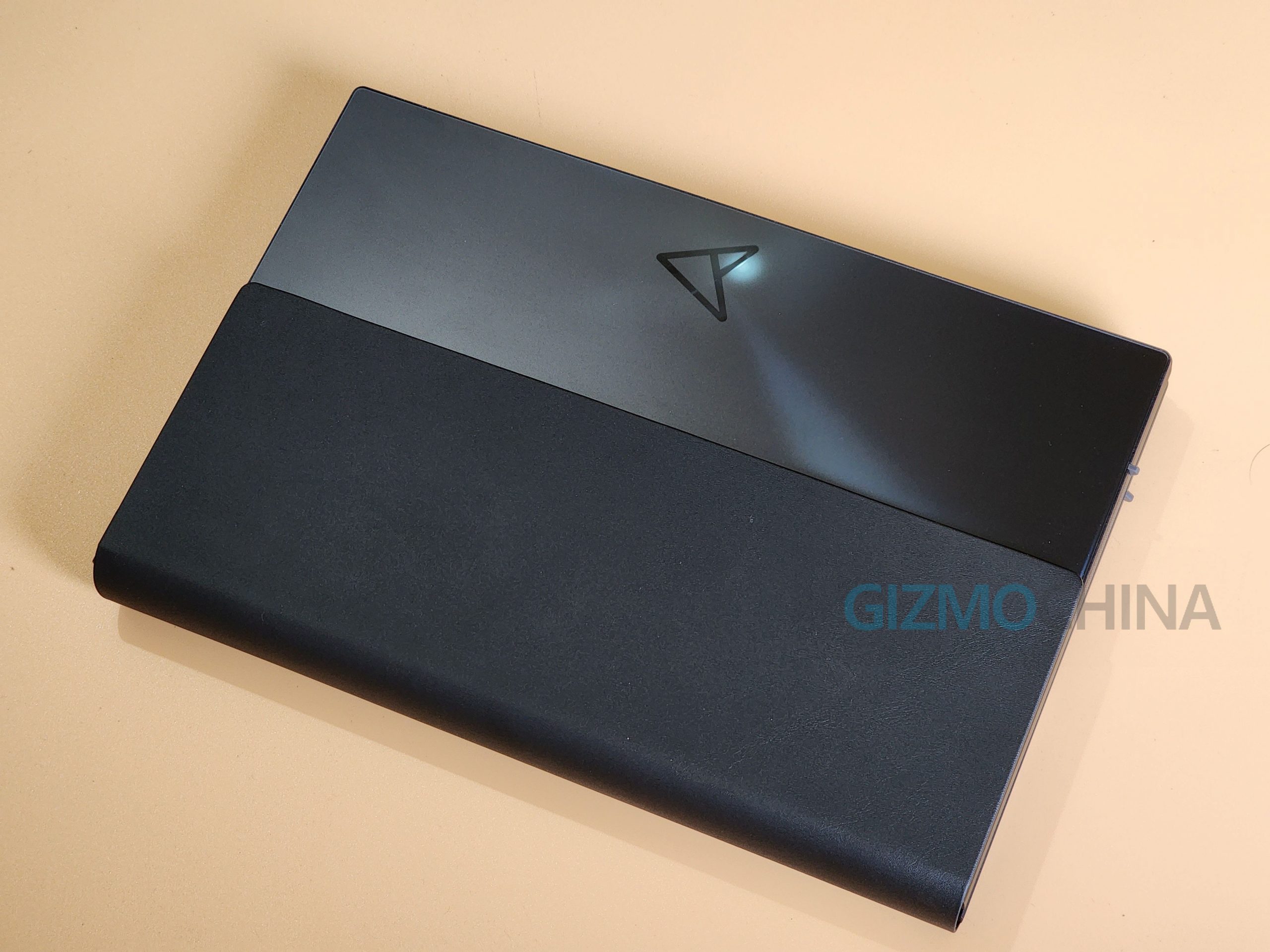 Asus Zenbook 17 Fold OLED 