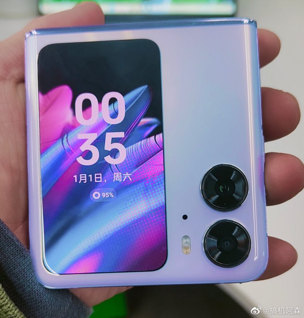 Oppo Find N2 Flip's Purple Variant Appears in Live Shot