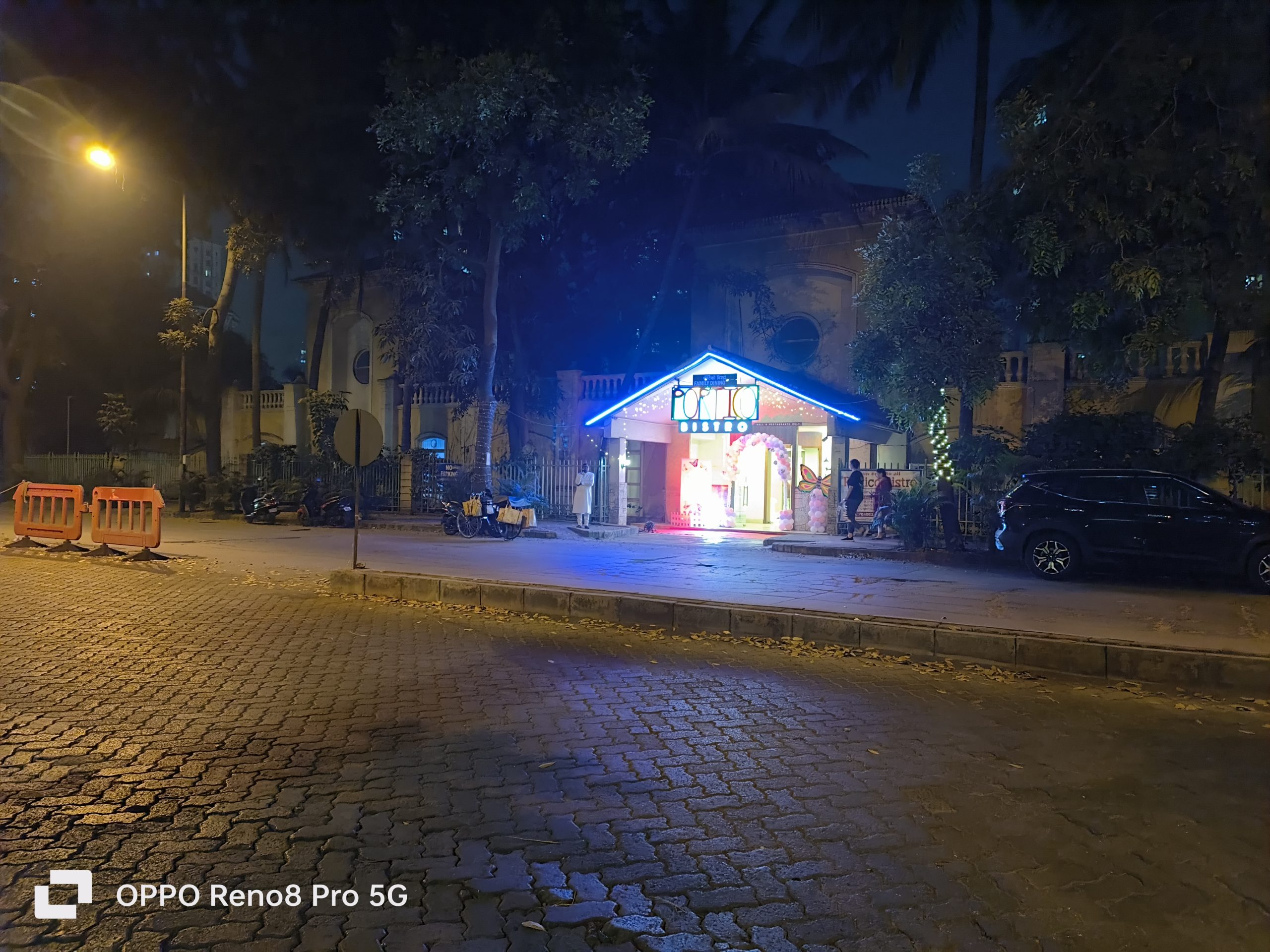 OPPO Reno 8 Pro regular night shot