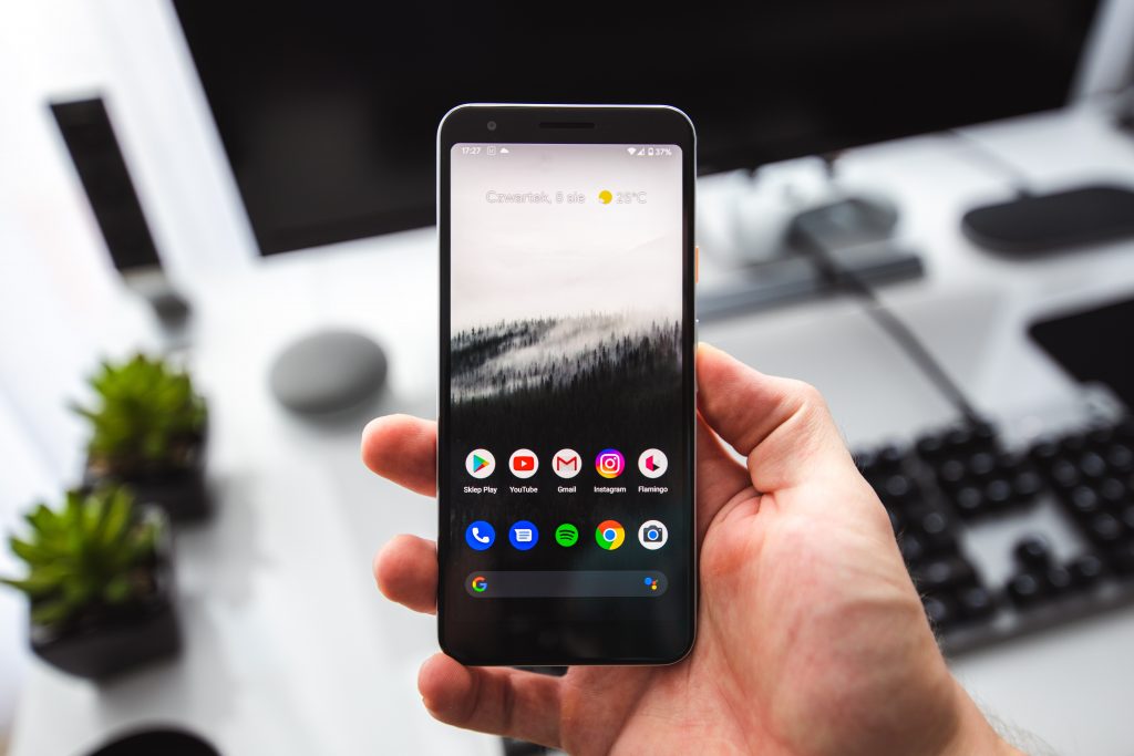 New Google Update Restores Pixel Live Wallpapers Compatibility To Older Devices - Gizmochina New Google Update Restores Pixel Live Wallpapers Compatibility To Older Devices - Gizmochina