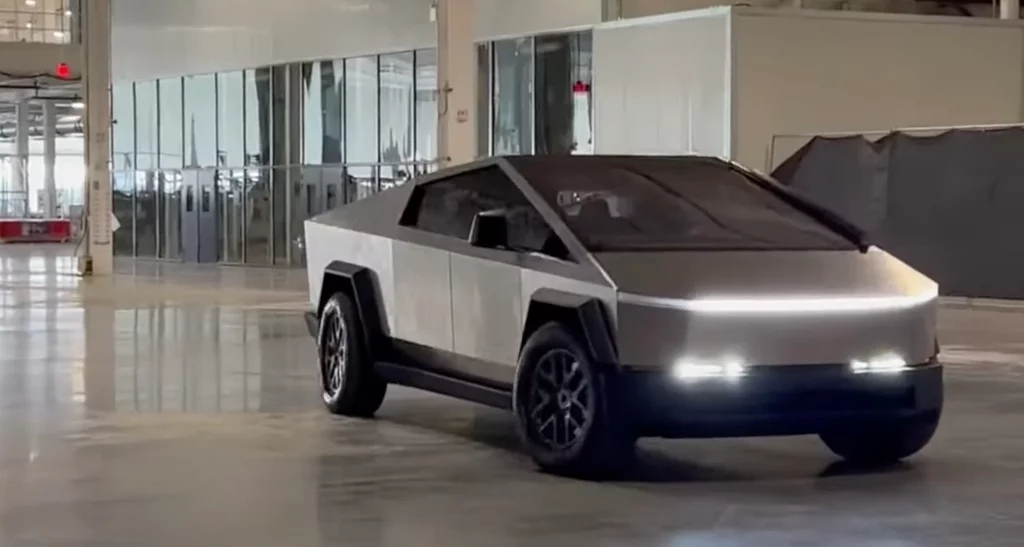 Tesla Cybertruck Spotted in the Wild With a New Frontend Design and a