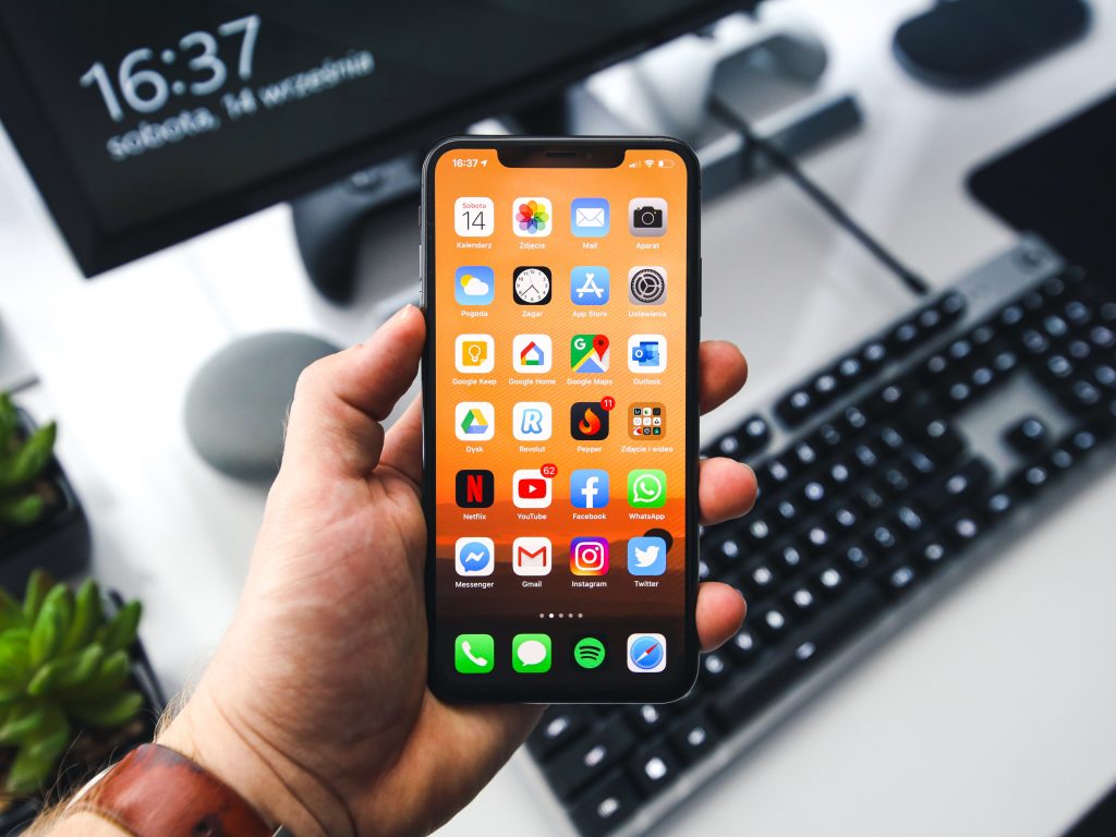 Apple iPhone 