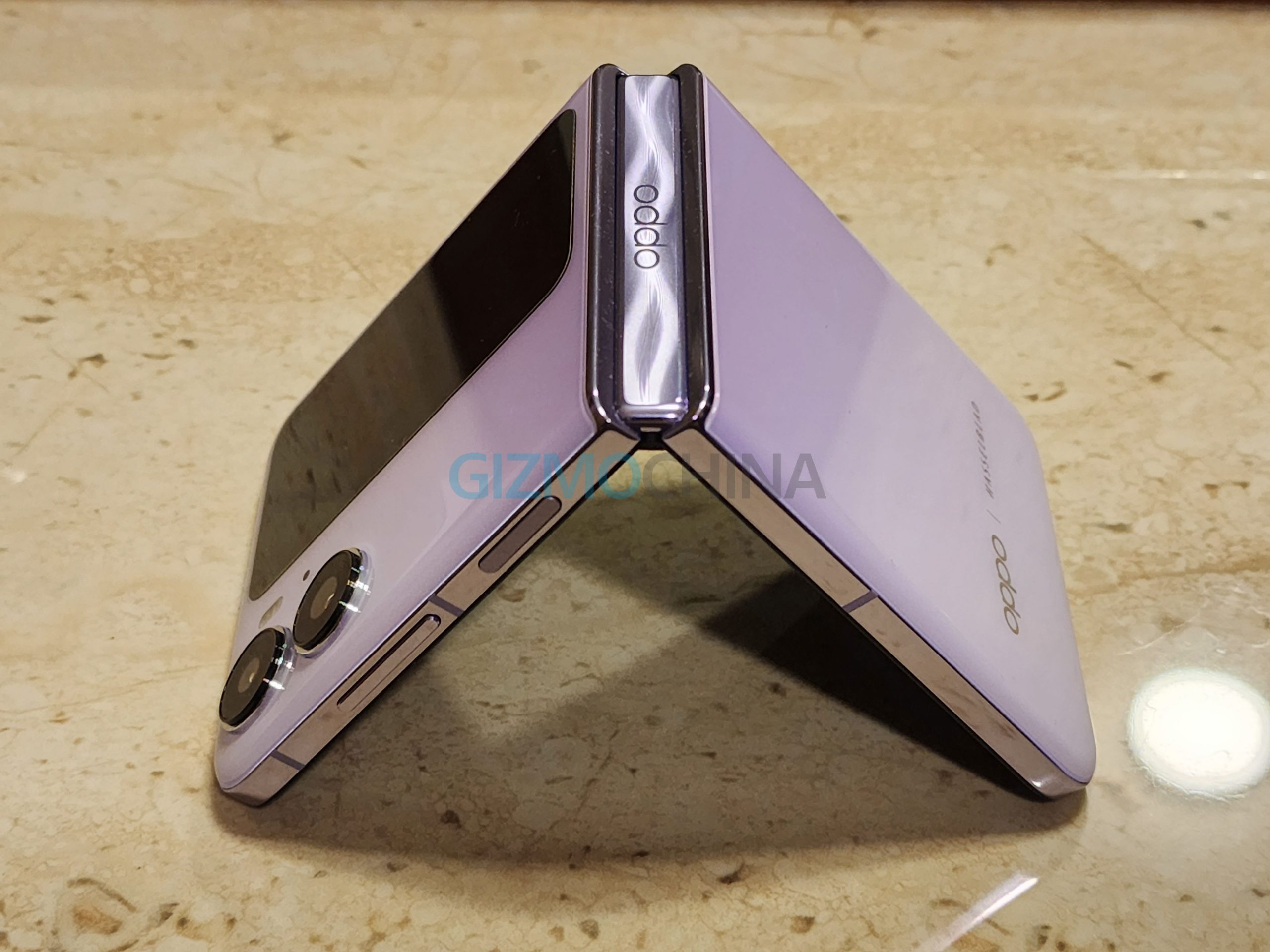 OPPO Find N2 Flip