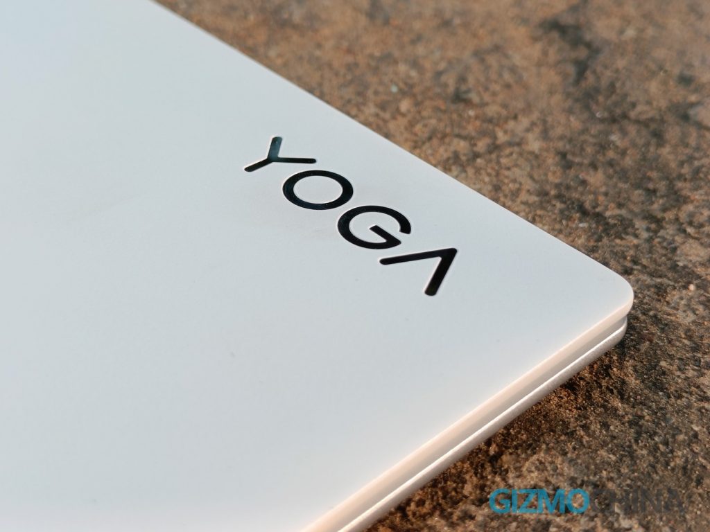 Lenovo Yoga Slim 7i Carbon