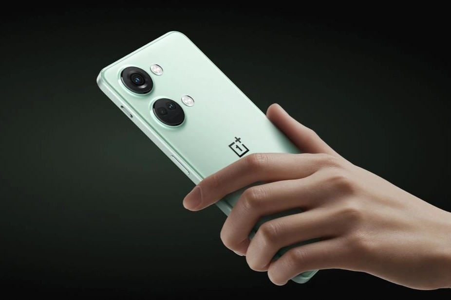 OnePlus Ace 2V Launched: Dimensity 9000 SoC, Metal Frame, Alert Slider ...