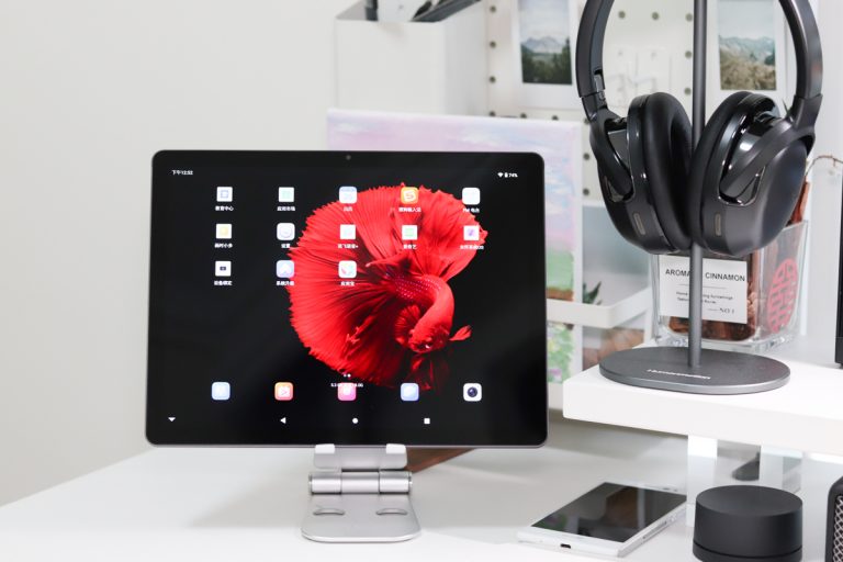 Alldocube X Pad tablet with Dimensity 900 chipset, 2K display, and ...