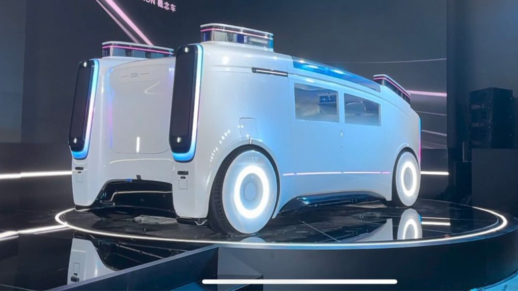 Didi Introduces "Didi Neuron" A RoboTaxi Concept with Robotic Arms Gizmochina