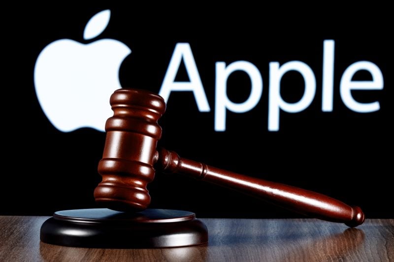 Apple claims "baseless" 2 billion iPhone battery lawsuit, seeks