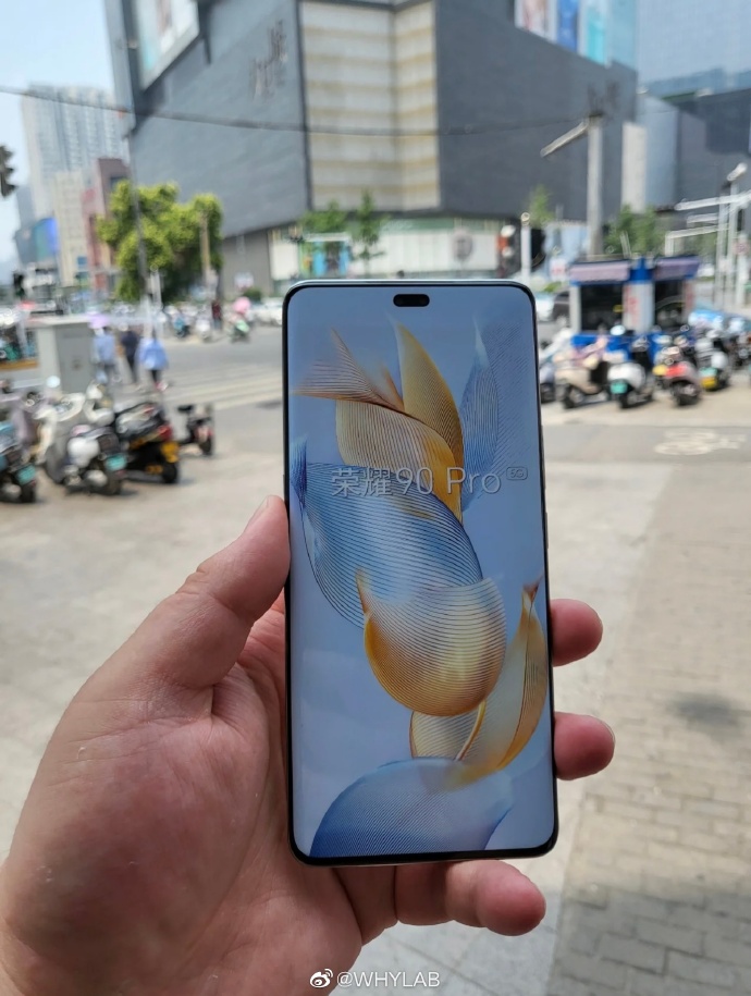 Honor 90 and Honor 90 Pro live images