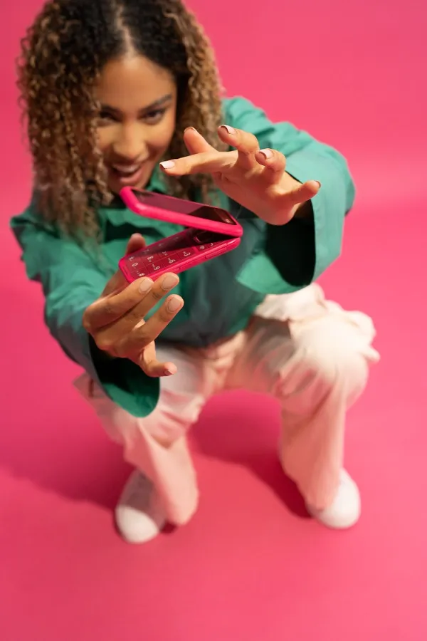 Nokia 2660 flip phone