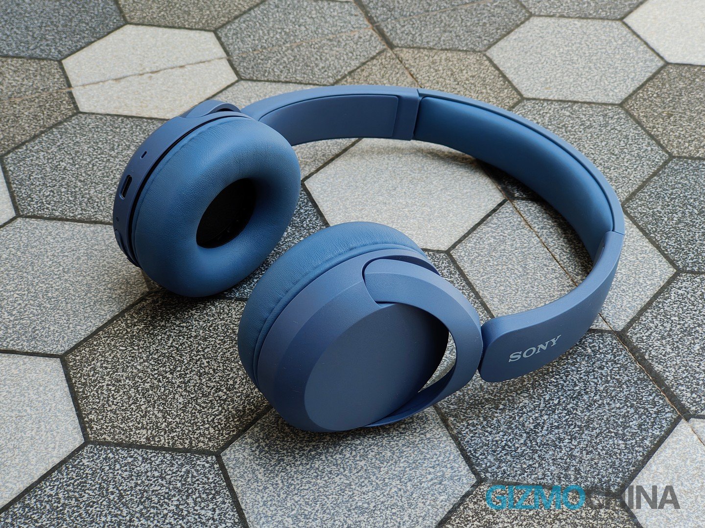 Sony Wireless Bluetooth Headphones On-Ear for Running WH-CH520L Blue 