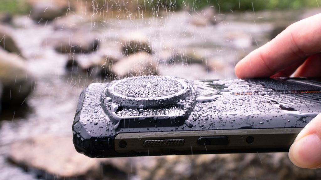 Ulefone Armor 21 rugged flagship phone launched with a limited pre ...