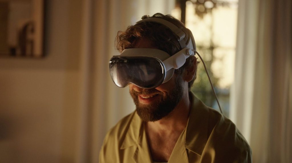 Apple Vision Pro Overhead Strap