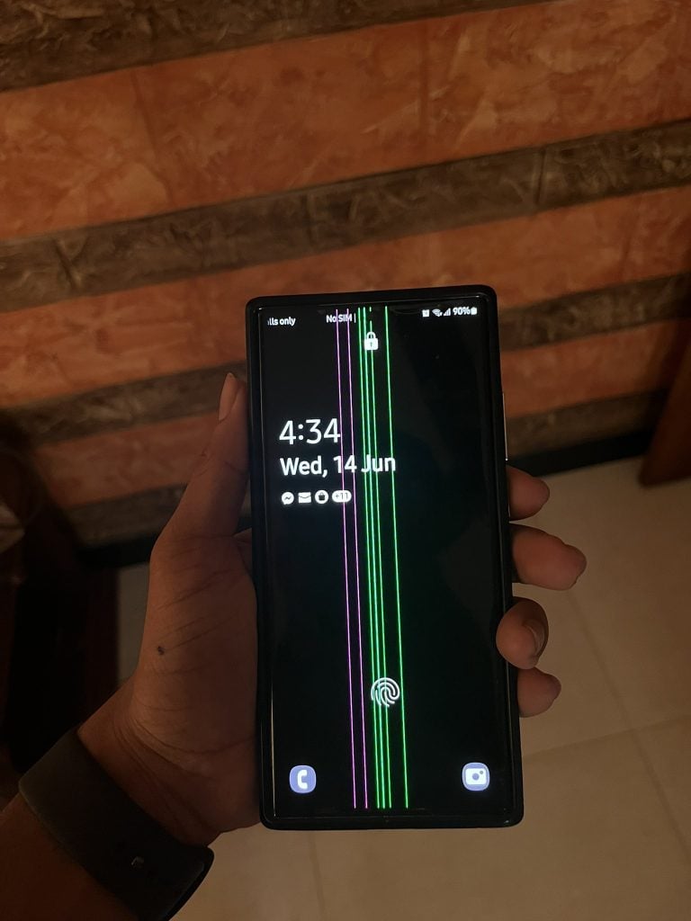 Samsung Galaxy Note 20 Ultra green line issue