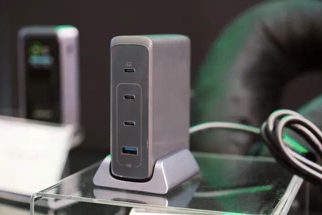 UGREEN 100W Power Bank With 25,000mAh Capacity Launched in Europe -  Gizmochina