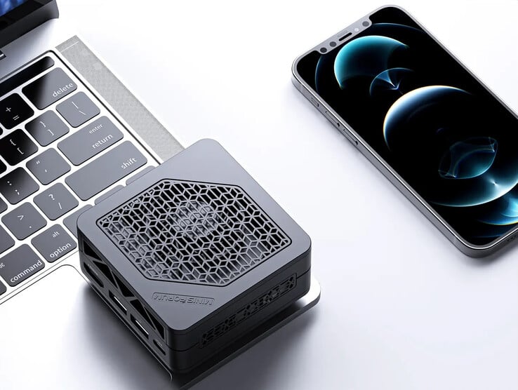 MINISFORUM Introduces B550 Pro Mini-PC with DGPU Expansion Options