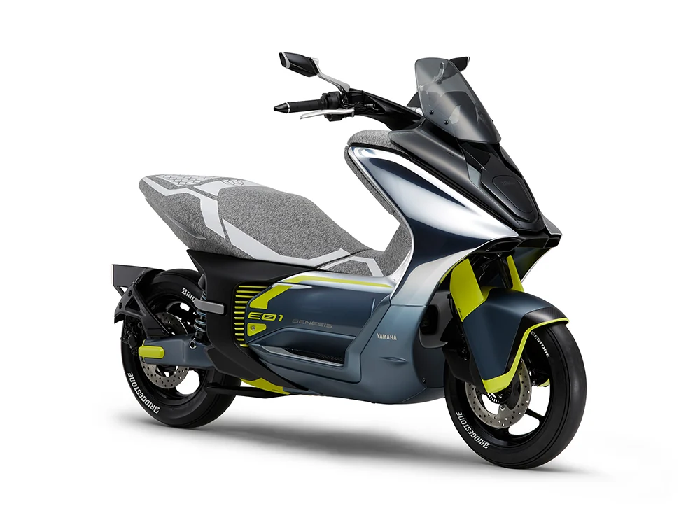 Yamaha E01 electric scooter