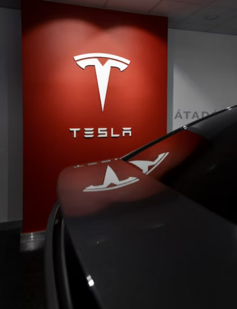 Tesla'S Dojo: The $1 Billion Flop You Need To Know About - c7zv0dx