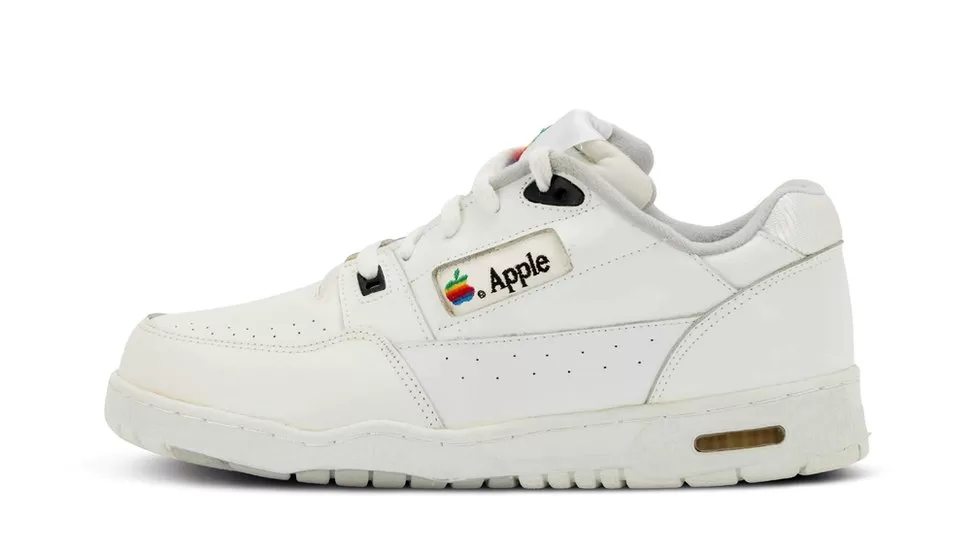 Apple trainers