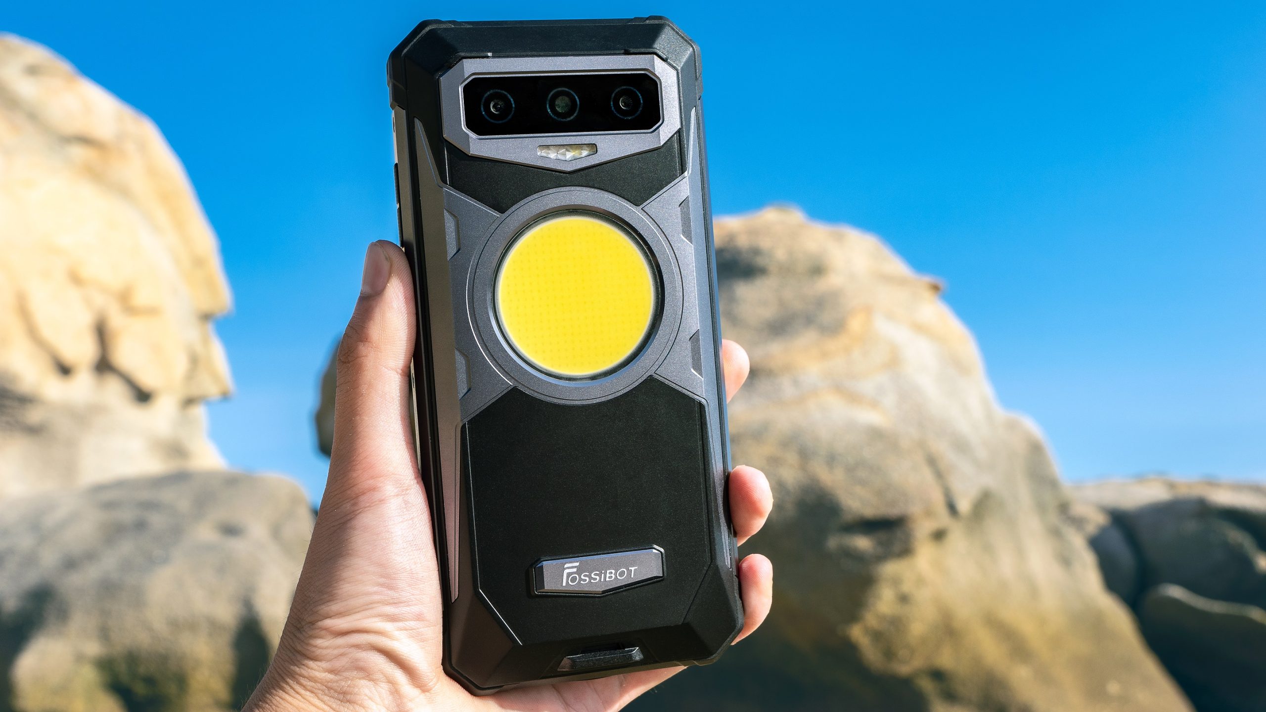 Iron Man inspired FOSSiBOT F102 Rugged Smartphone Debuts on AliExpress at  $169 - Gizmochina