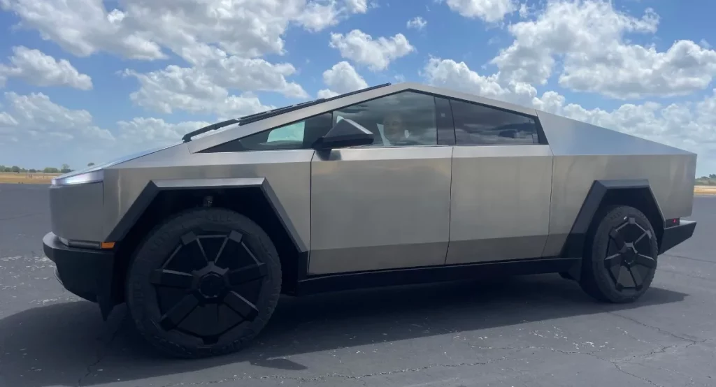 Tesla Cybertruck