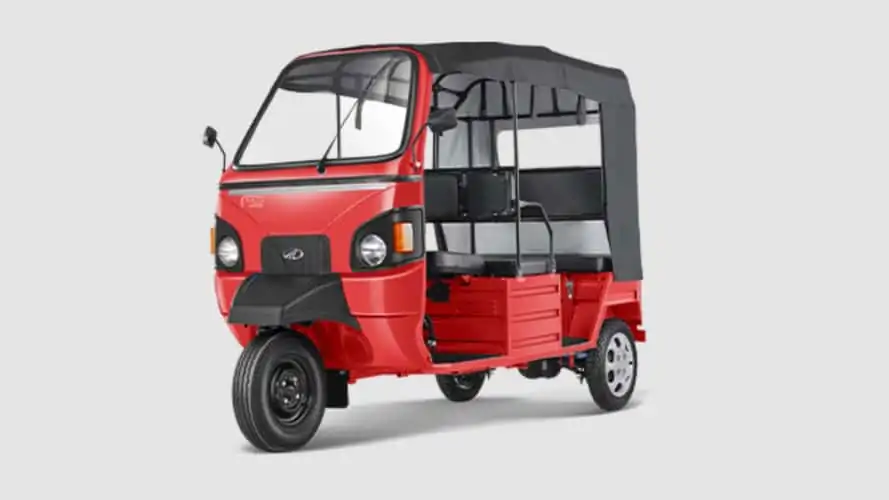 Mahindra e-Alfa Super electric Richshaw