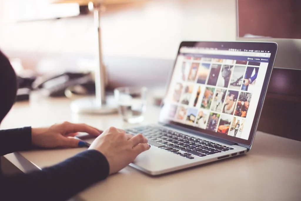 women using laptop