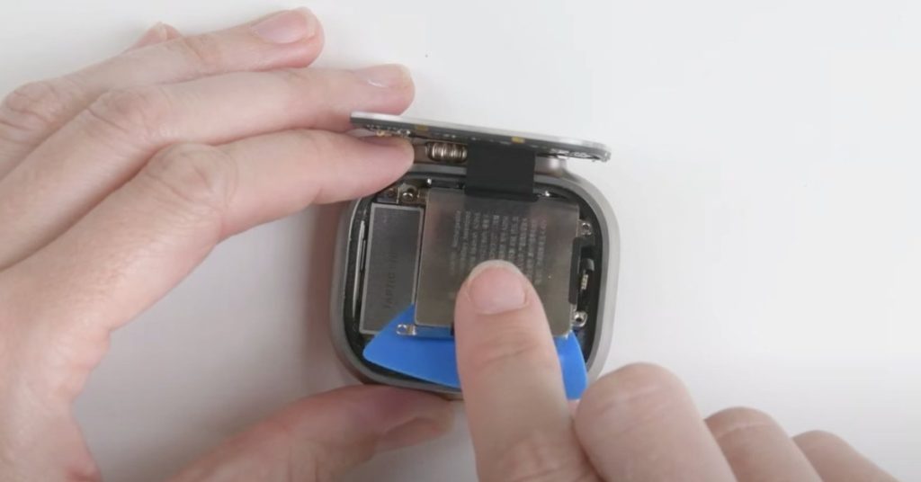 Apple Watch Ultra 2 teardown