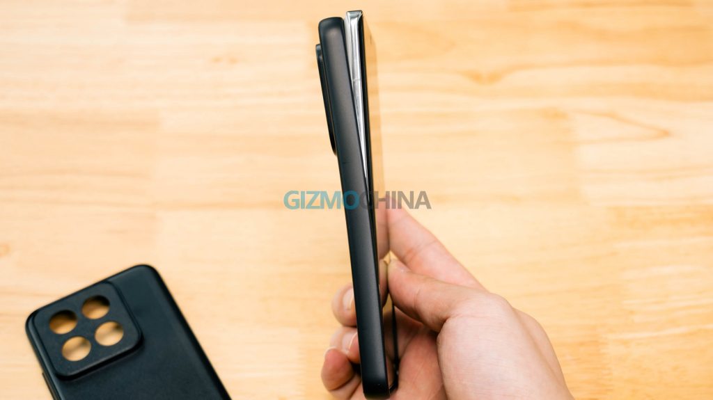 Smaller Size, Flatter Design, and More Camera: Xiaomi 14 Pro Case Leak  Reveals New Design Details [Update: Video] - Gizmochina