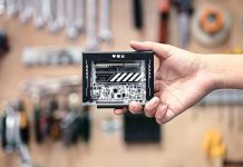 ZimaBlade: The Palm-Sized Personal Server That Puts You in Control of Your Data zimablade