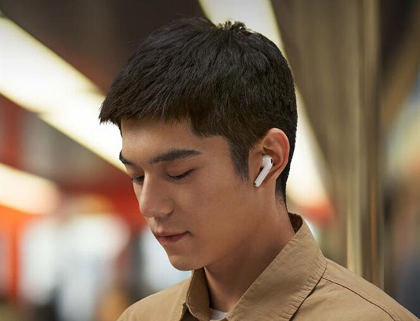 Edifier Evo Pro TWS earbuds