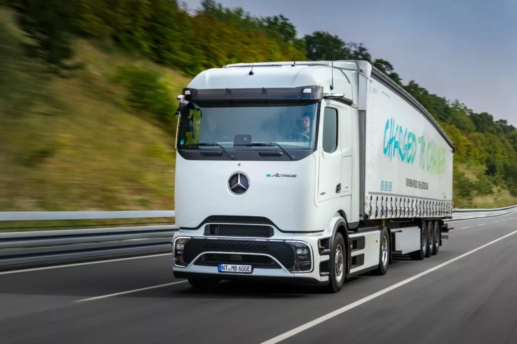 Mercedes eActros 600 electric semi 