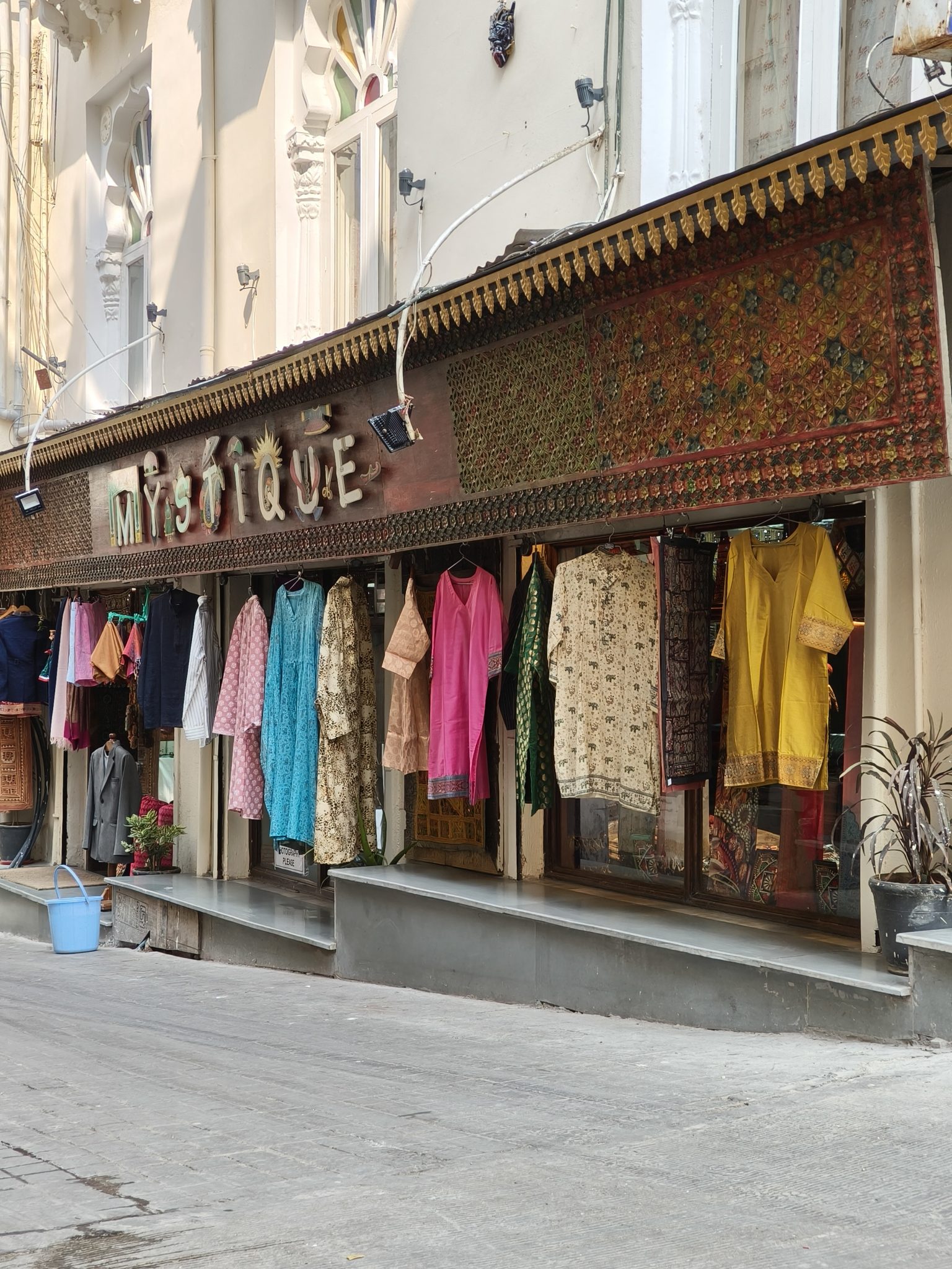 Oppo Find N3 Flip Review: Clamshell with Great Cameras - Gizmochina