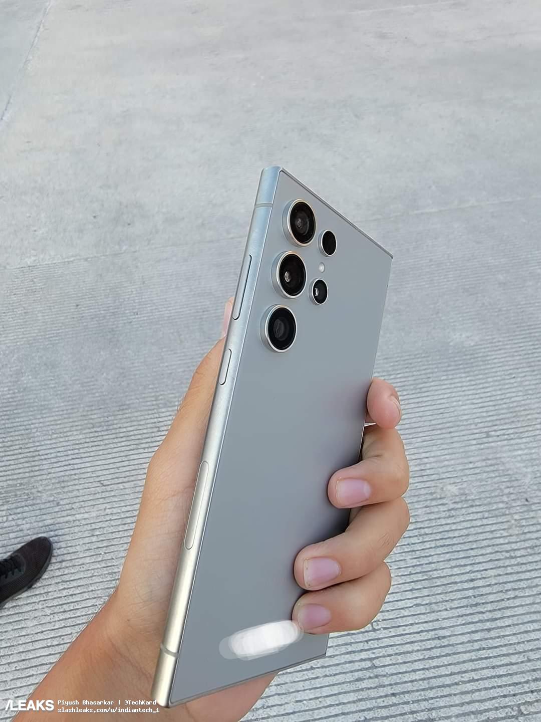 Leaked Live Images Give Us The Best Possible Look At The Samsung Galaxy ...