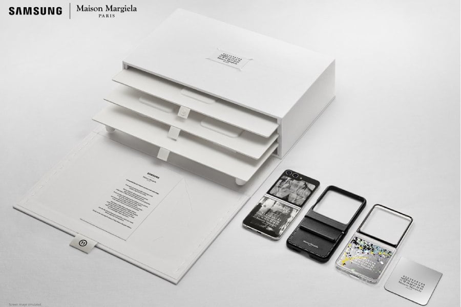 The new Samsung Galaxy Z Flip5 via Maison Margiela - HIGHXTAR.