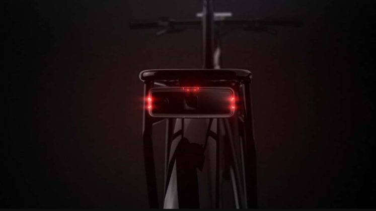 Alpine Red Alert Alps Alpine's New e-Bike Radar System Synchronizes with Your Smartphone ...