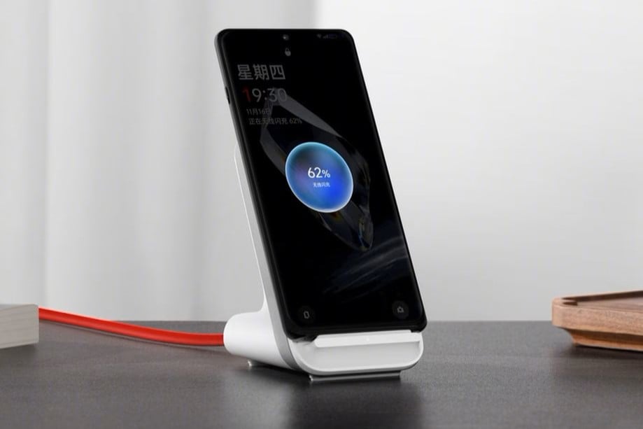 OnePlus AIRVOOC 50W Wireless Flash Charger A1